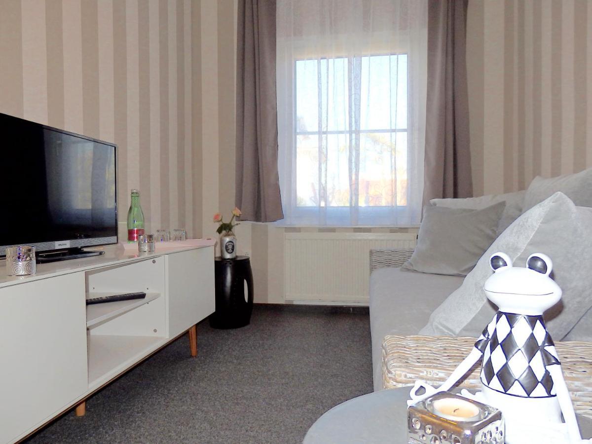 Strandhotel Villa Louisa & Appartementhaeuser Villa Josephine Und Villa Christine Juliusruh Ngoại thất bức ảnh