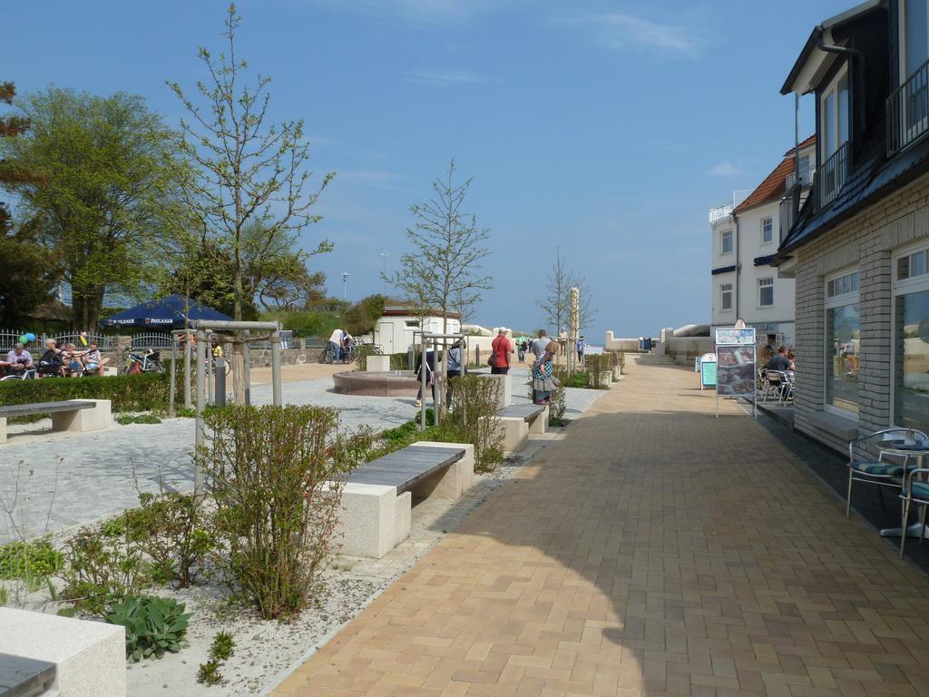 Strandhotel Villa Louisa & Appartementhaeuser Villa Josephine Und Villa Christine Juliusruh Phòng bức ảnh